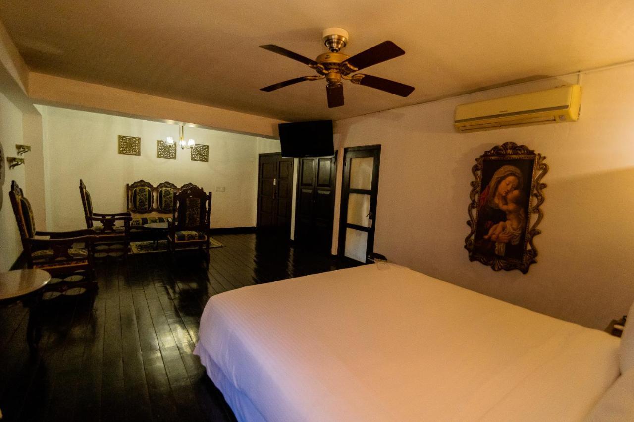 Hotel San Pedro Suite Cartagène Extérieur photo